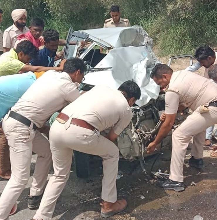 Car collided with truck in an attempt to save bike rider, 3 injured