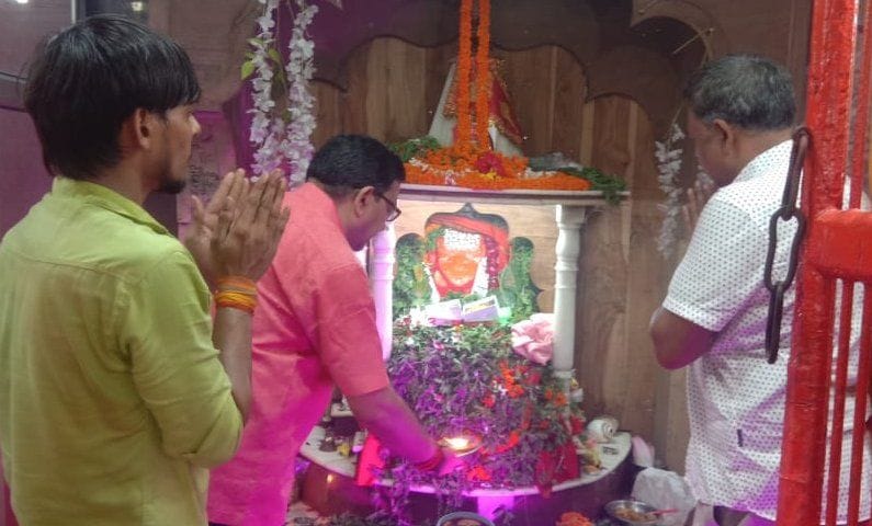 Worshiped Bhaktraj Hanuman, Dham resonated with cheers