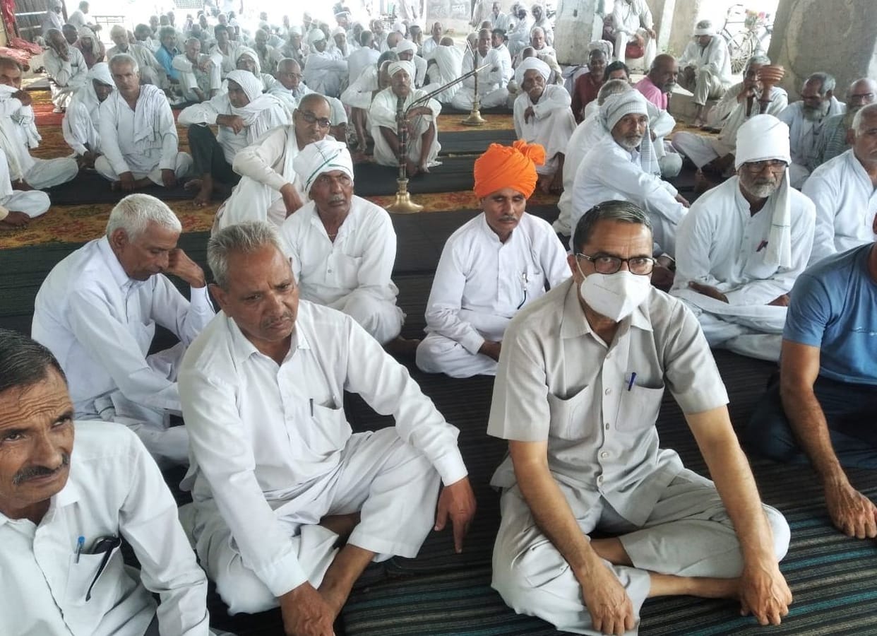 Tewatia Pal's support to farmers' dharna