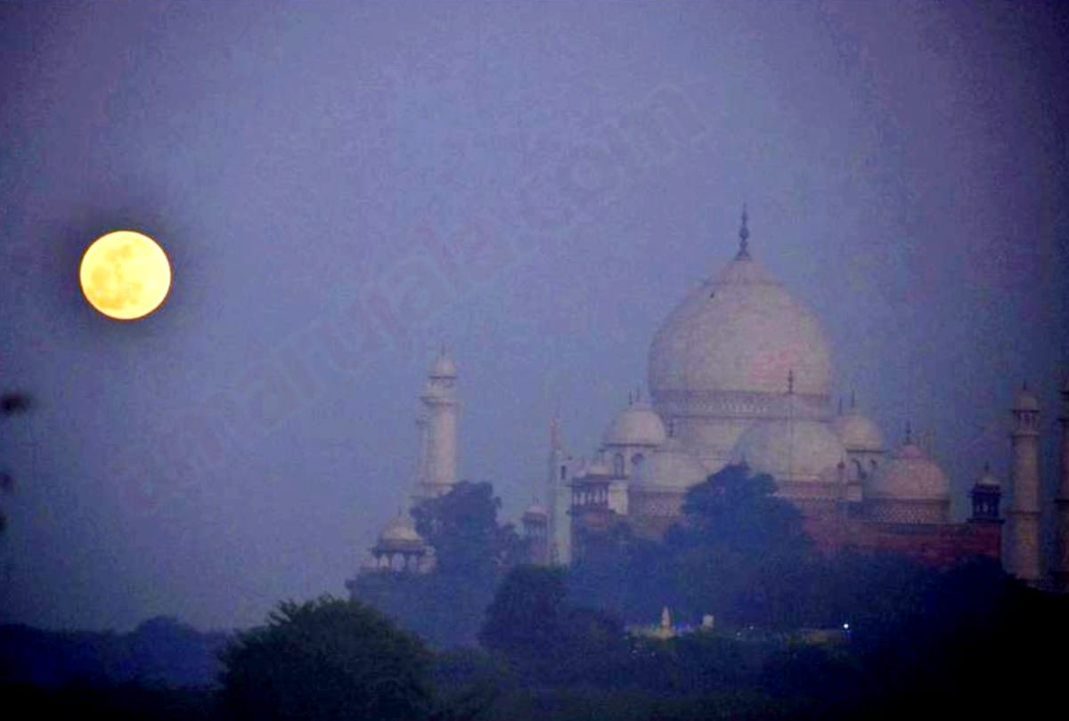 History Of Chamaki Katha At Taj Mahal Sharad Purnima Full Moon Light