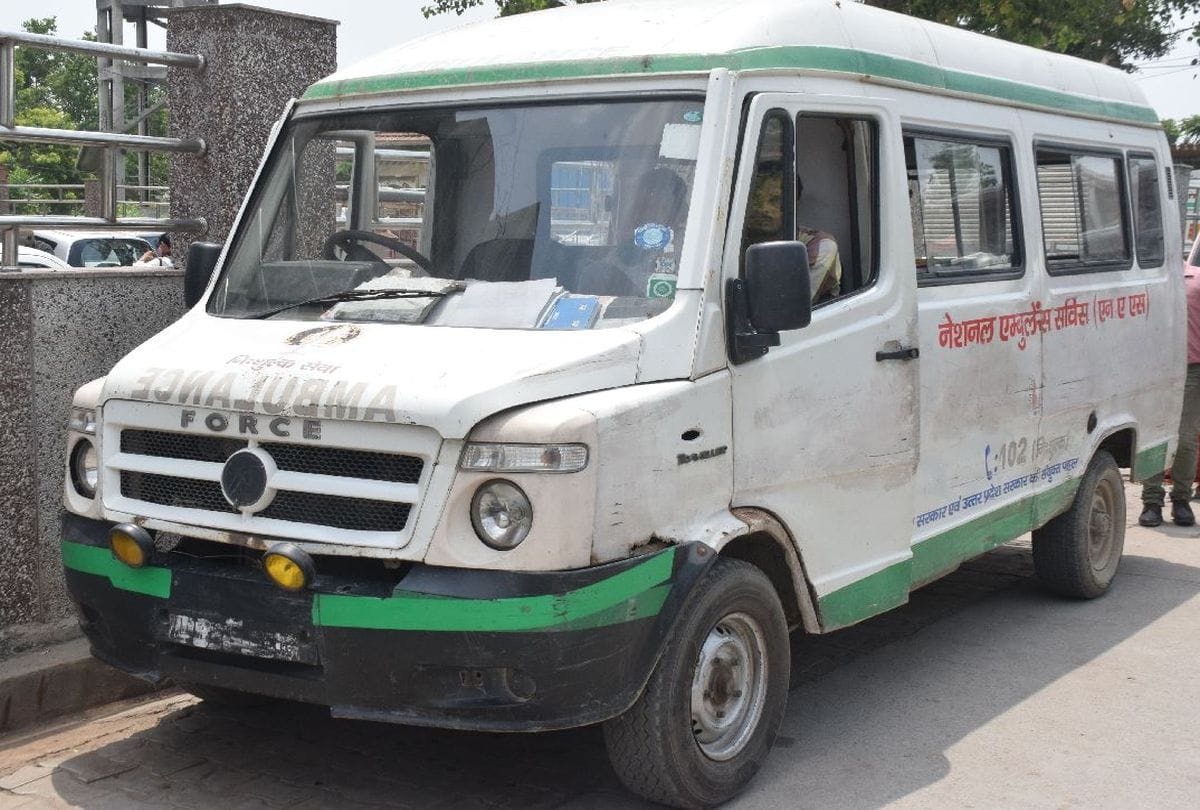 Safe delivery of woman done in ambulance