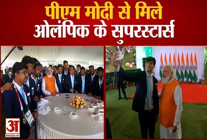 PM Narendra Modi Meets Tokyo Olympics Contingent in delhi