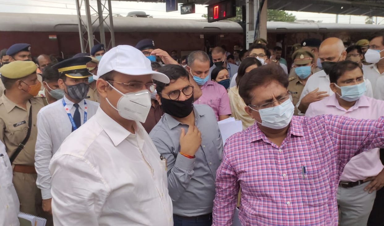 Ayodhya Railway Station GM Tested Preparations Followed The Exit Route