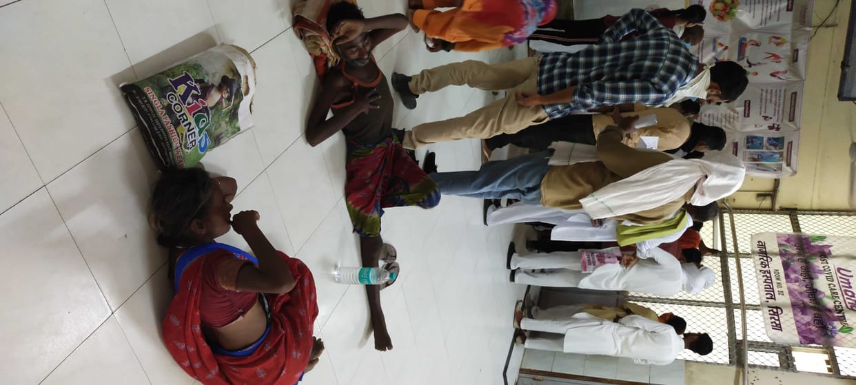 Chaos in District Civil Hospital, patients wandering in wait for doctor