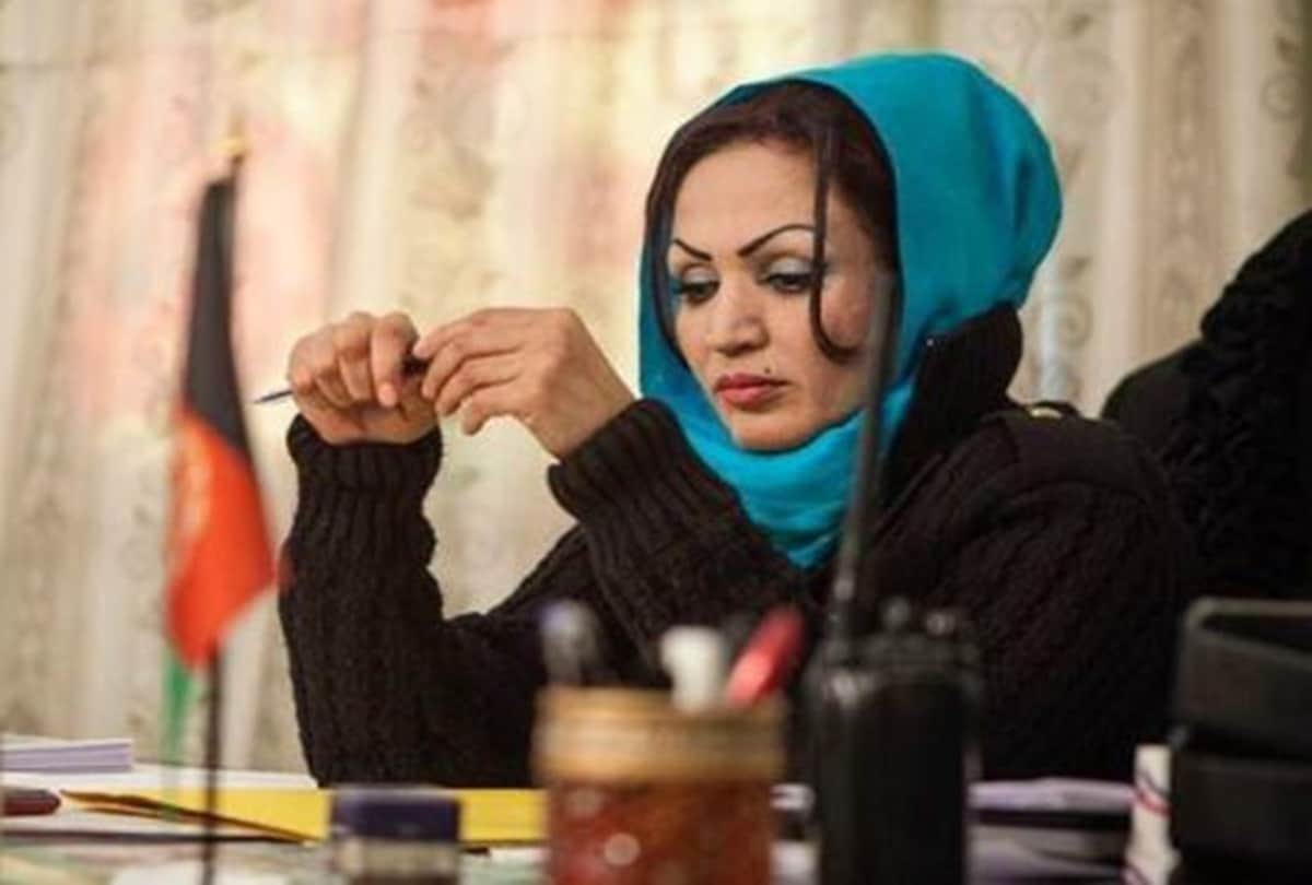 Afghanistan first female director and actress saba sahar survived a talibani assisanation attempt few years back