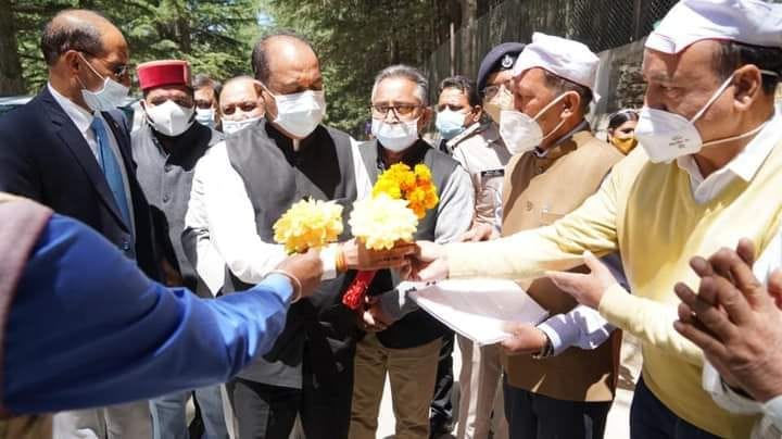 Raised demand to make Pangi a separate consituacy, Pangwal Ekta Manch handed over the demand letter to the Chief Minister regarding the demand