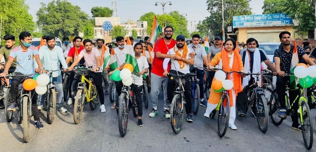Honoring the tricolor is the honor of the martyrs: Gayatri Devi