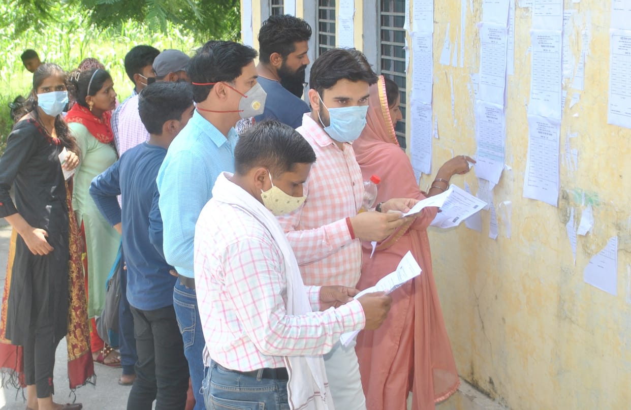 1144 candidates gave the PGT exam
