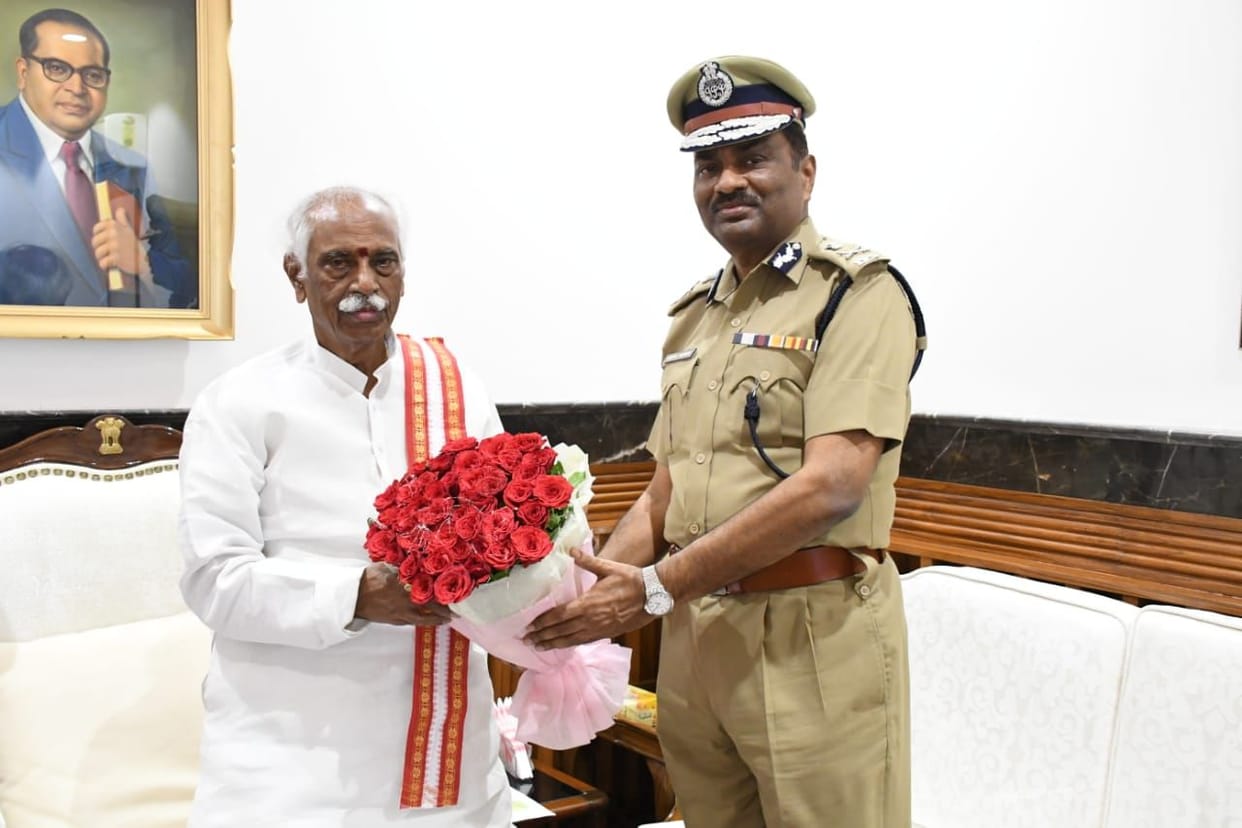 Haryana DGP met with Governor.