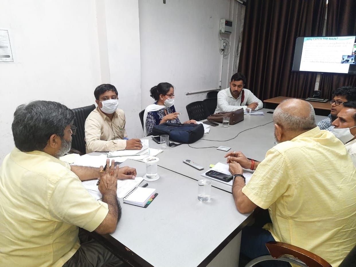 Make Jal Shakti Abhiyan a mass movement: Gajendra