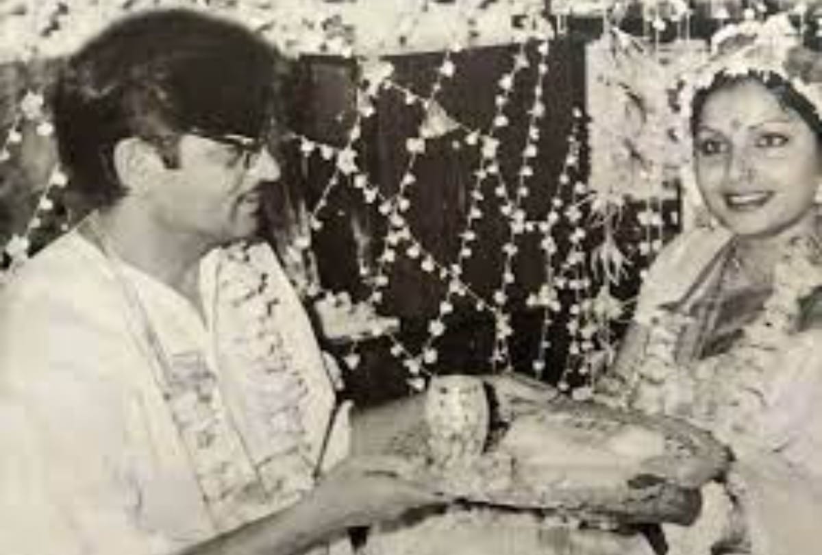 Gulzar Birthday a night that changed lyricist married life with rakhee know details