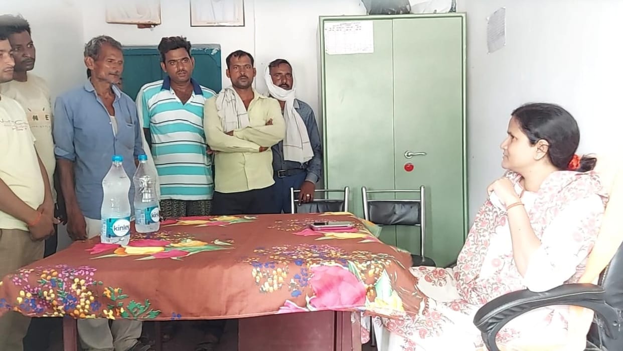 etawah news,Drinking water sent by tanker to Harauli villag