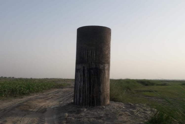 Special poles of 70 feet will be installed to settle the border dispute between Haryana and Uttar Pradesh
