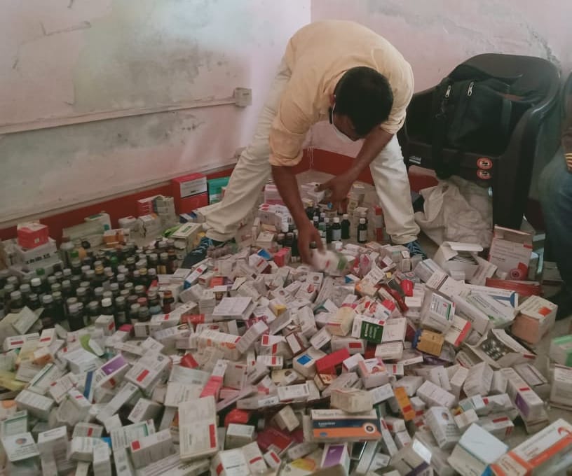 Illegally operated medical store raided, medicine worth one lakh seized