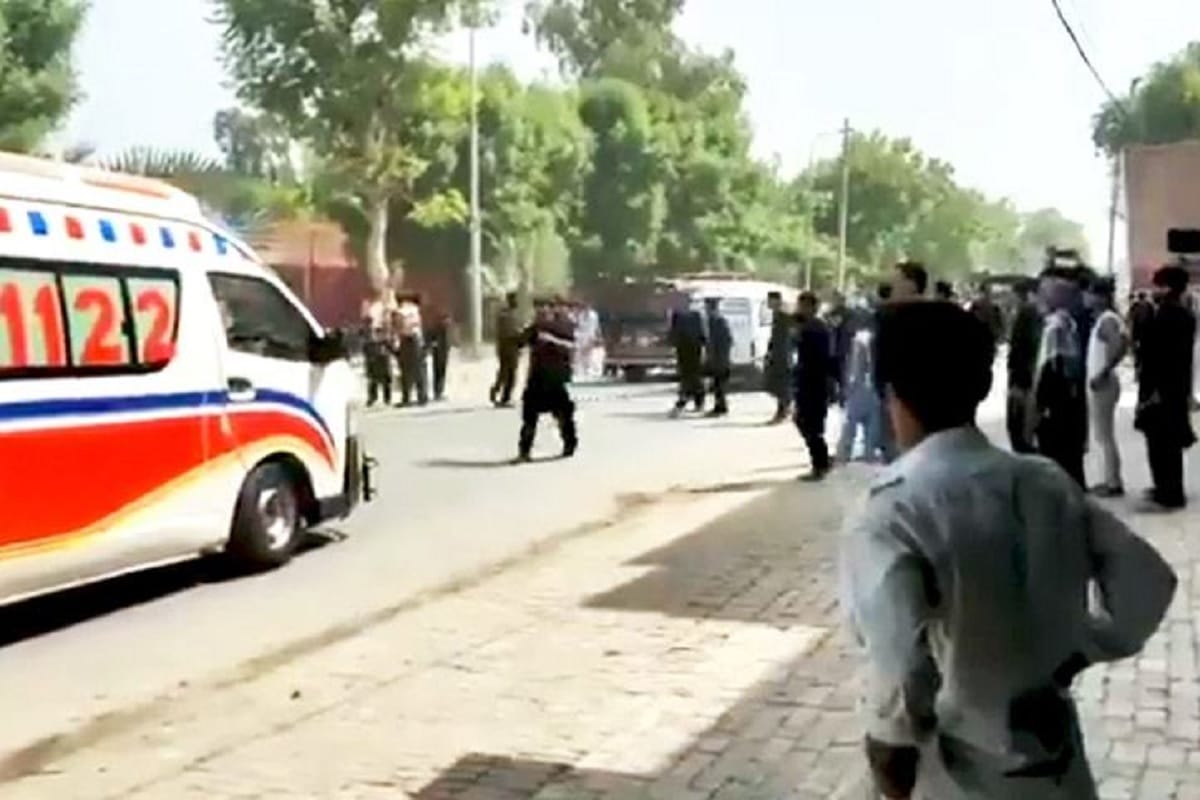 Blast in Pakistan: Powerful Explosion in a Procession Of Shiite Muslims Leaving Many Injured News Updates In Hindi