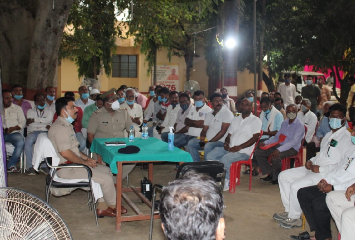 police officers set up chaupals in police stations and villagers lodged complaints Under Adhikari Aap Ke Dwar