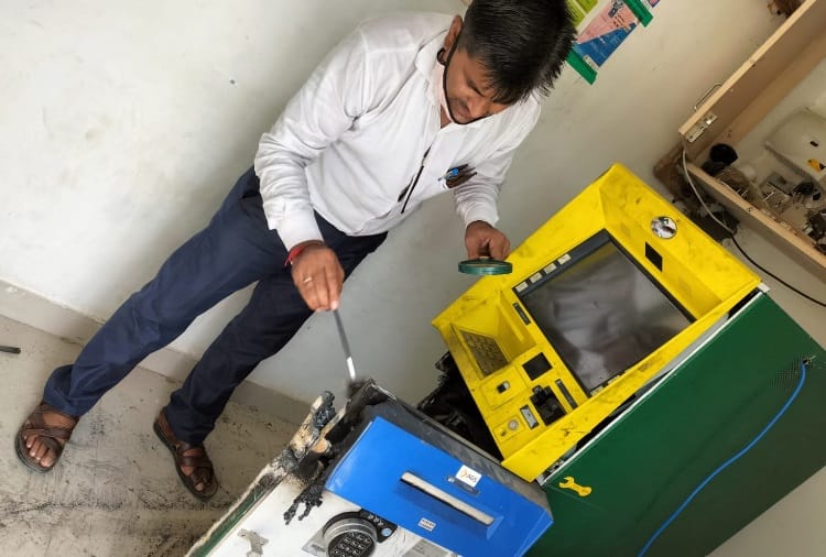 Rs 3.82 lakh stolen from Union Bank ATM in Hisar.