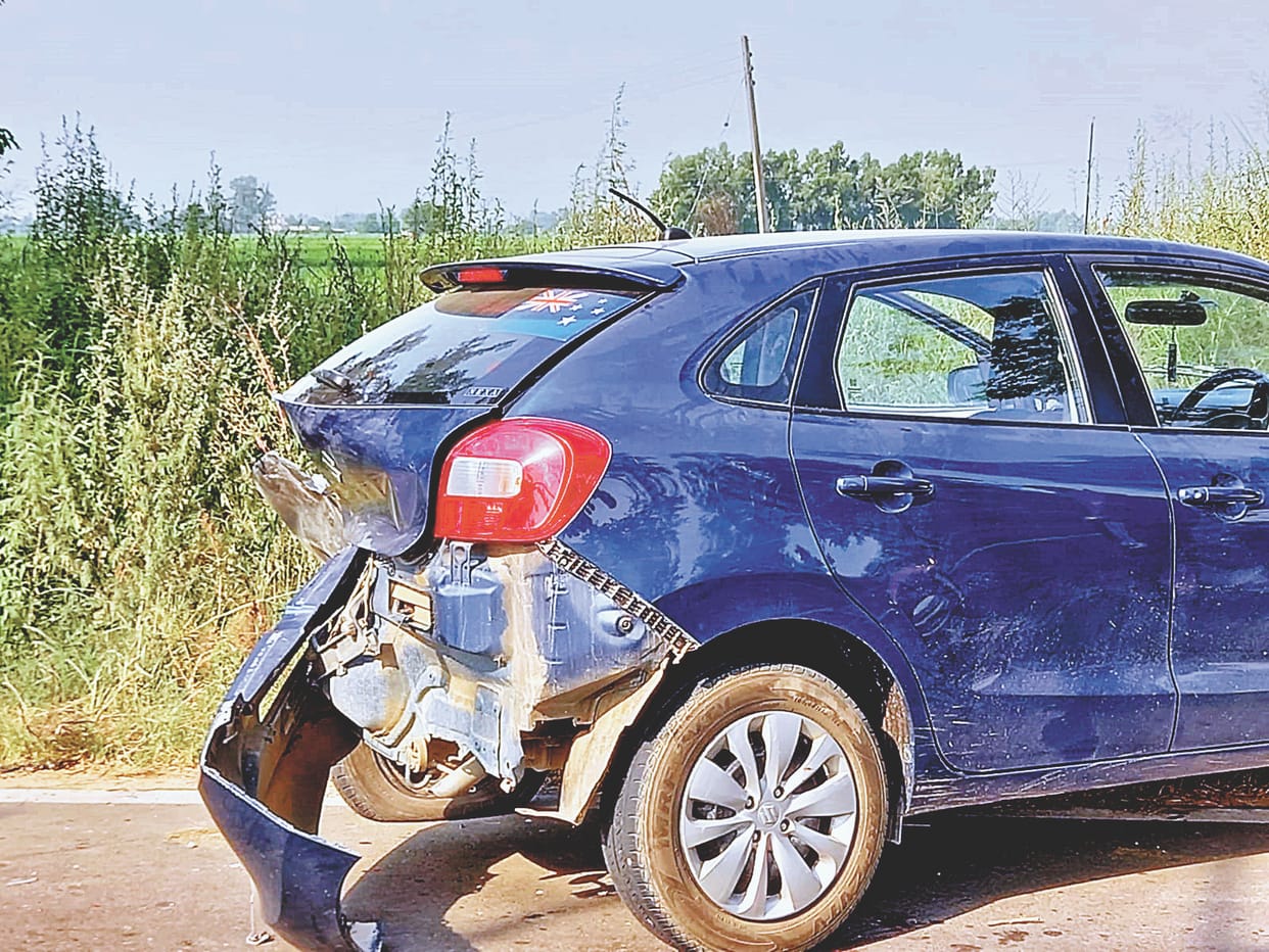 Four vehicles collided when DSP's car braked