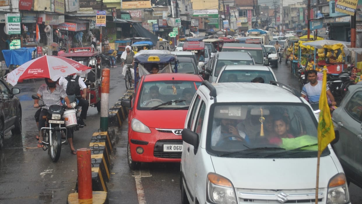 Roads submerged in rain for two hours, overflowing drains
