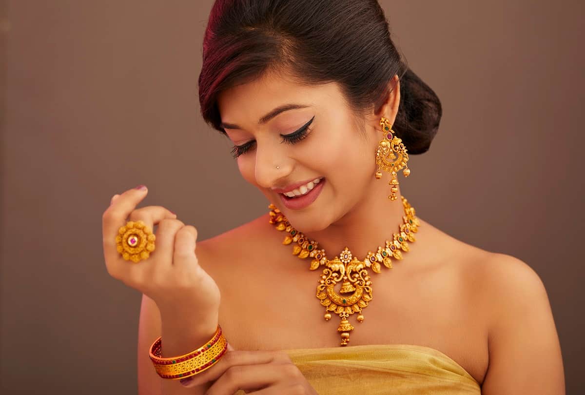 rakhi festival makeup tips Look beautiful with these makeup tips on Raksha Bandhan