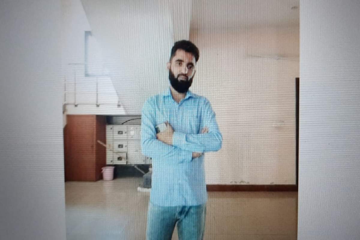 Meerut News: Afghanistan students of Sardar Vallabhbhai Patel University of Agriculture and Technology have tell painful story of family to register