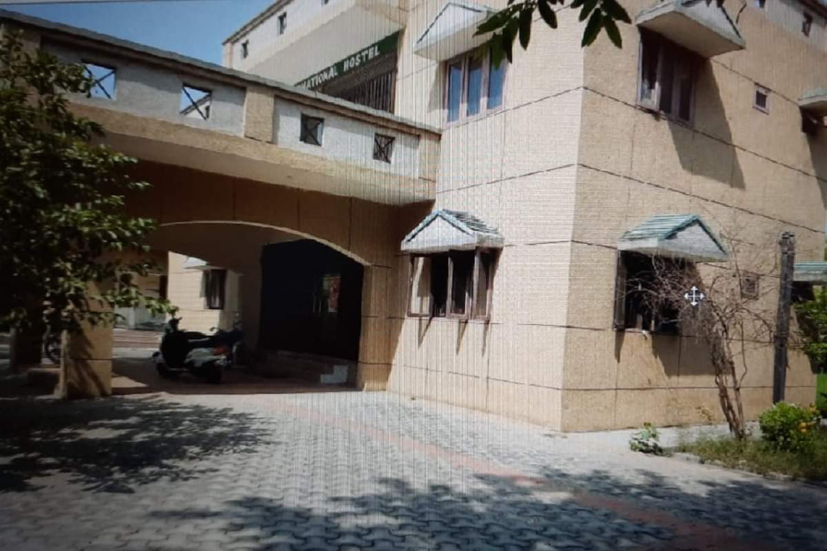 Meerut News: Afghanistan students of Sardar Vallabhbhai Patel University of Agriculture and Technology have tell painful story of family to register