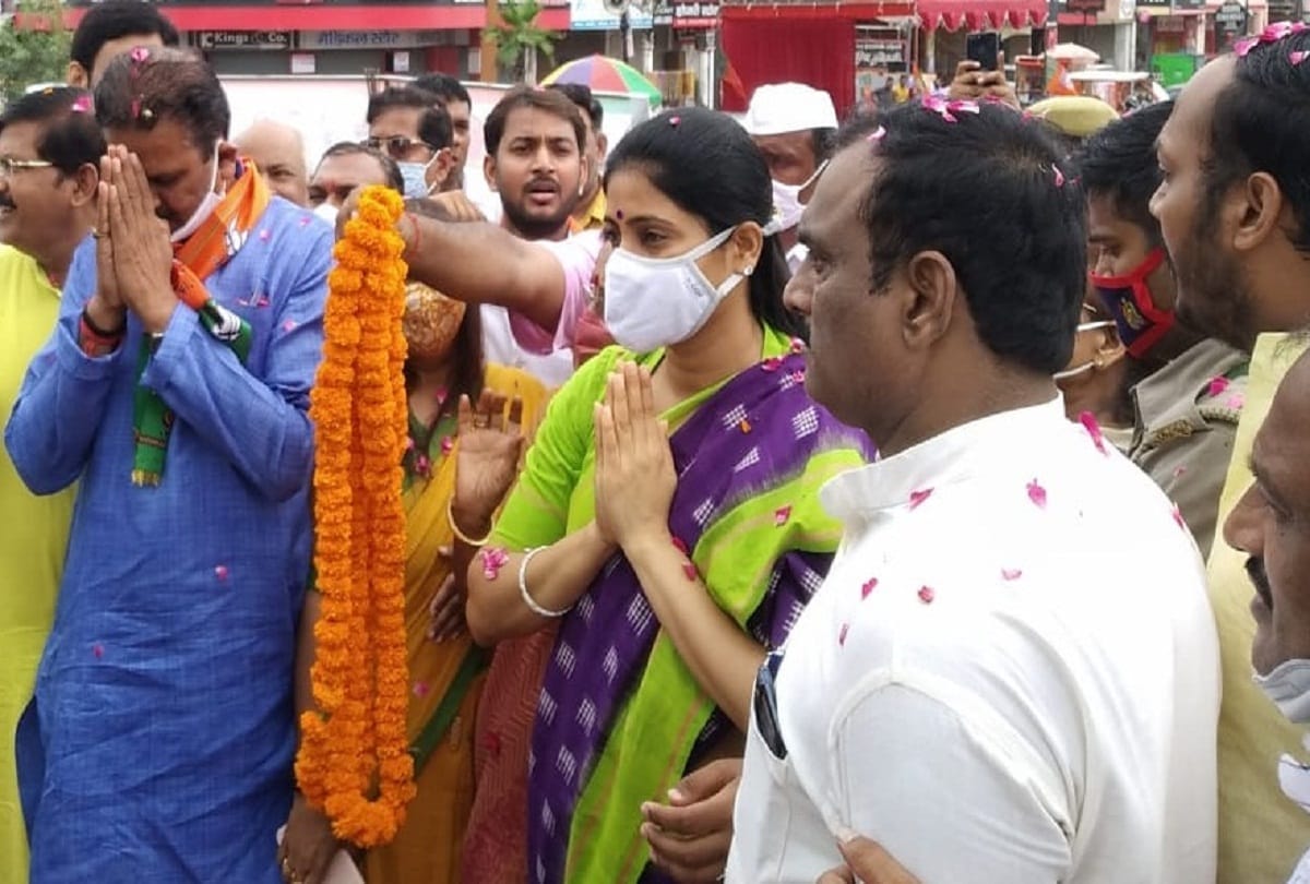 Anupriya Patel reaction on IT raid on SP leaders