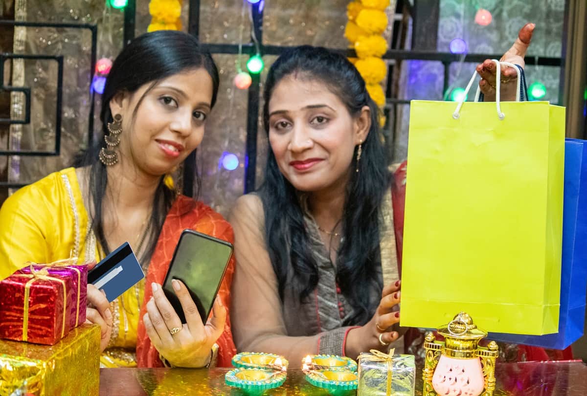 Raksha Bandhan 2021 Shopping Corona Guidelines Covind-19 Protocol on Rakhi Festival