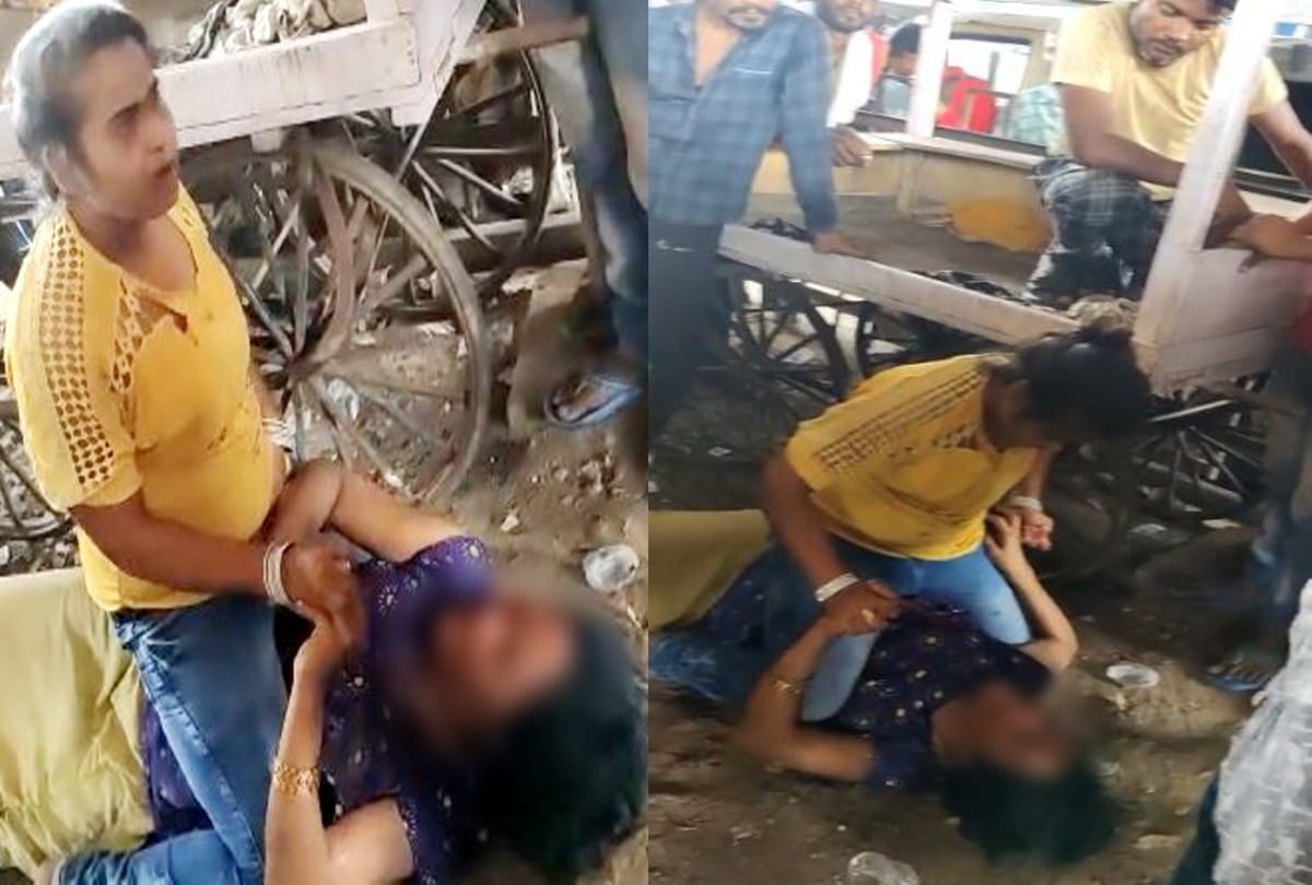 two girls beat to the woman video goes viral on social media in agra