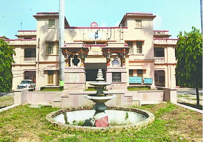 mahatma gandhi Kashi Vidyapith will become new cultural heritage of varanasi  new center for research and research on father of nation