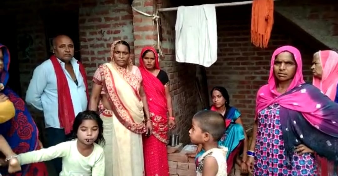 etawah news,Thousands stolen in female laborer's house
