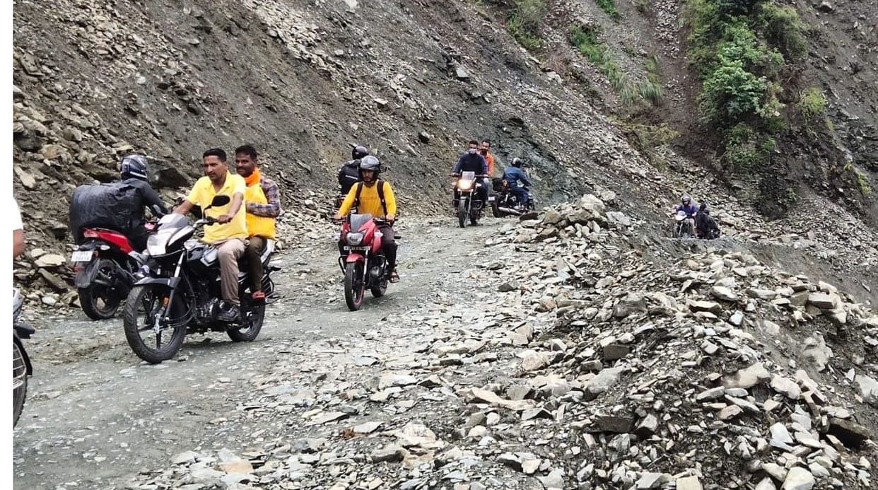 Badrinath Highway remained blocked at six places