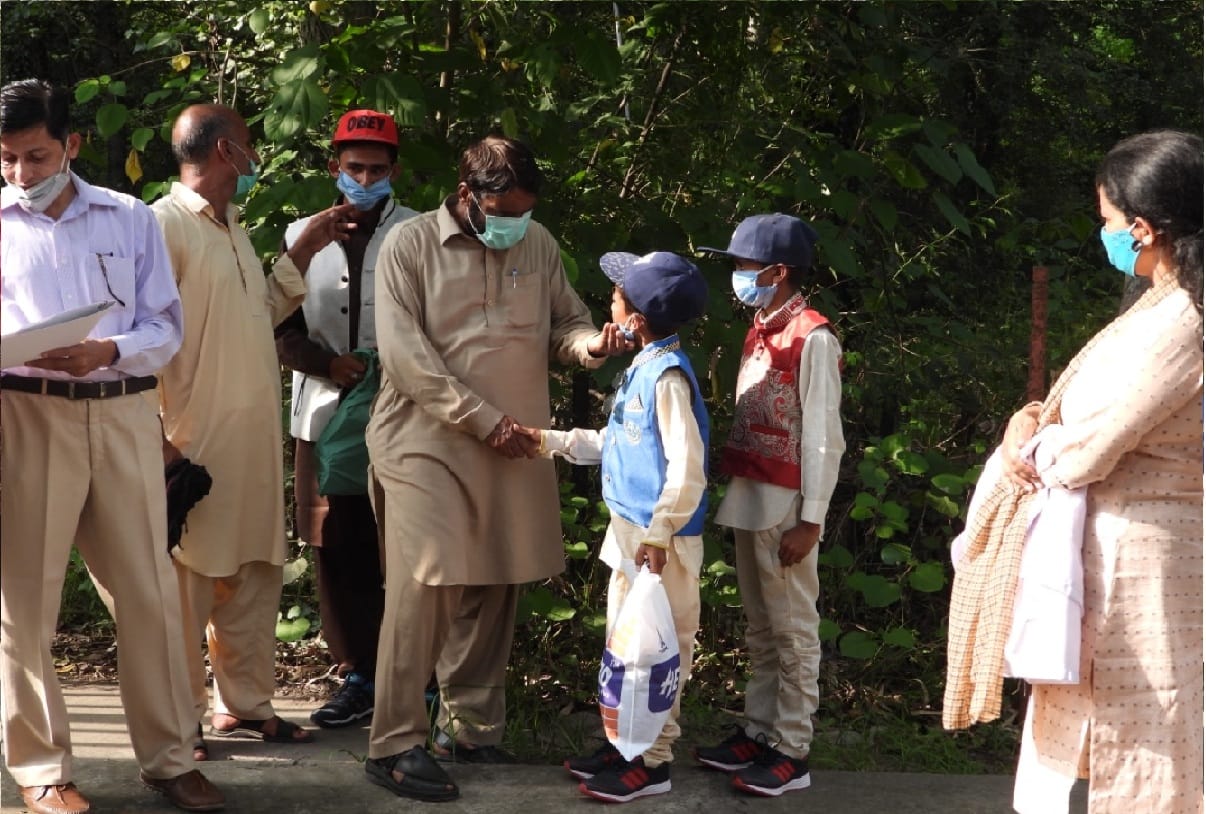 INDIA REPATRIATES CHILDREN OF PAKISTAN OCCUPIED JAMMU AND KASHMIR, WHO CROSSED THE LINE OF CONTROL IN POONCH