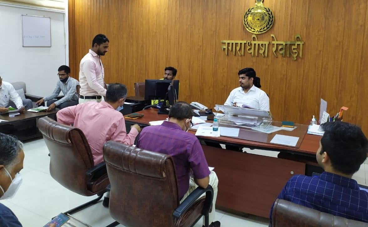 Rewari ranks second in the state in providing services on Saral Portal