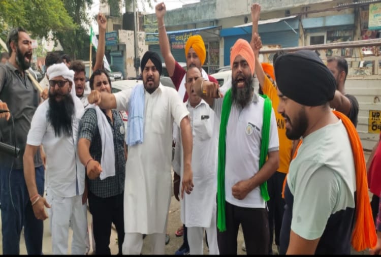 Farmers' uproar in Annapurna festival, BJP leaders protest, National Highway jammed for one and a half hours