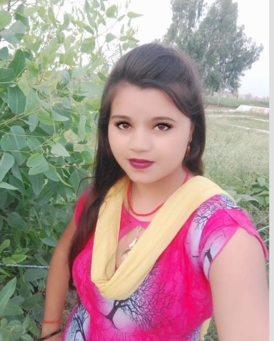 Husband shot the married woman on the highway, died