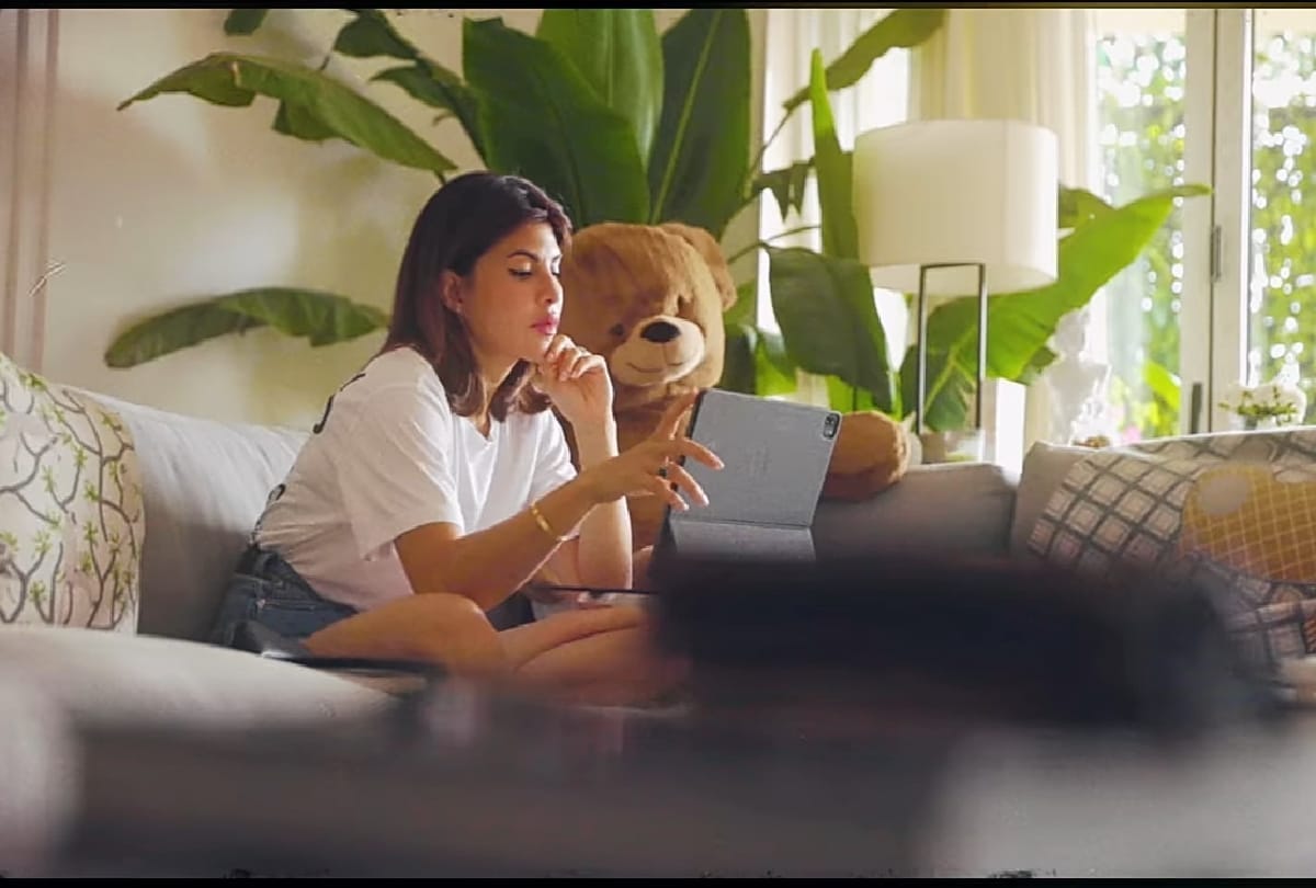 Actress Priyanka Chopra Mumbai's house is very beautiful from inside now Jacqueline Fernandez is living here on rent see pic's