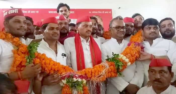Add 30 new voters at every booth: Siddharth Singh
