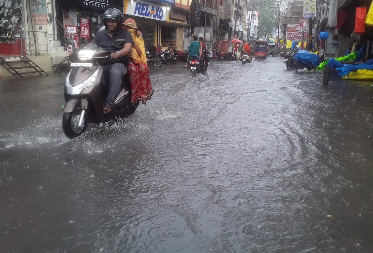 Waterlogging due to heavy rain, relief from heat