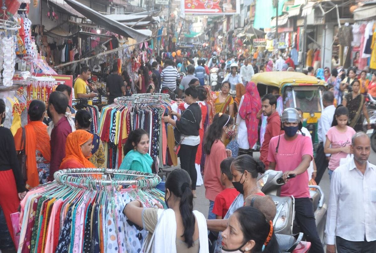 agra markets decked on Raksha Bandhan