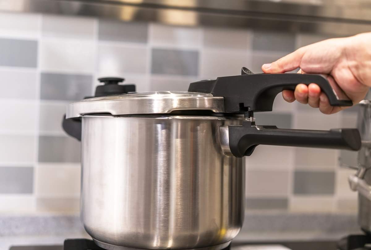 Pressure Cooker Safety Tips Know Reason for Blasting Cooker