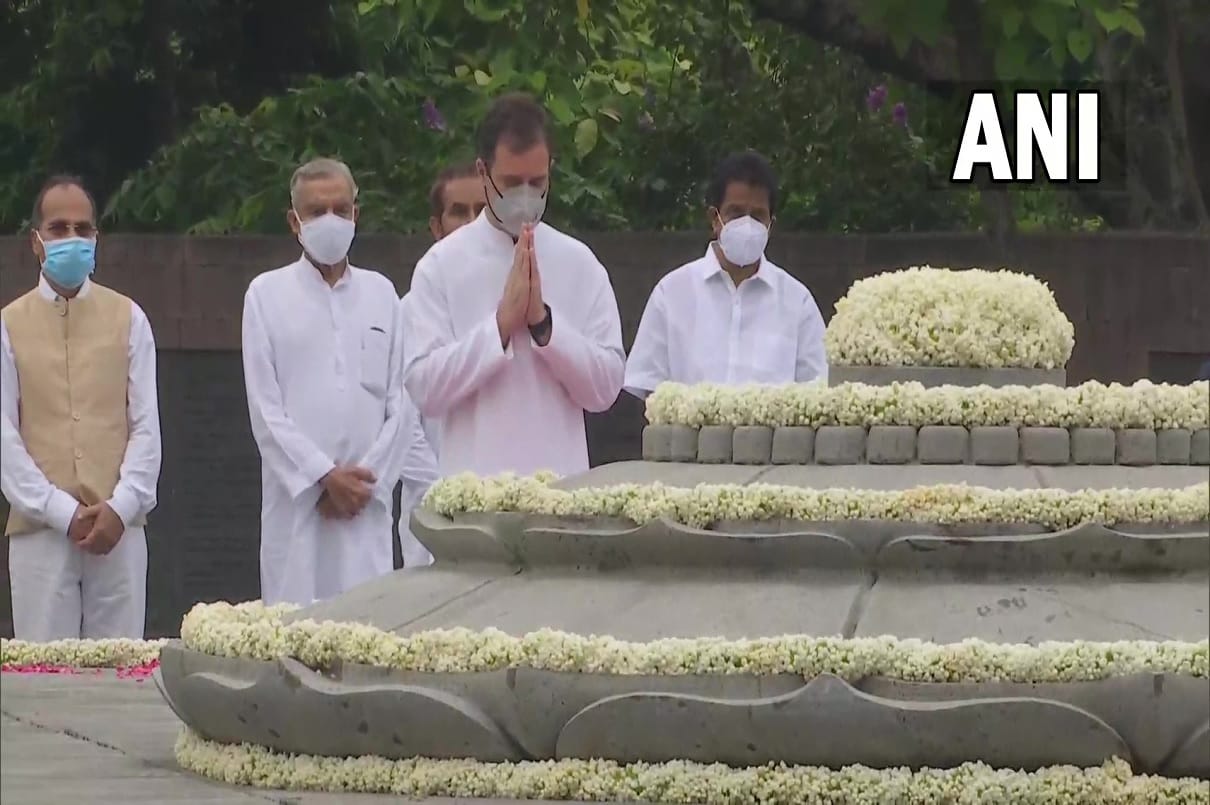 Rahul Gandhi and sevral Congress leaders pay tribute to former prime minister Rajiv Gandhi on his birth anniversary