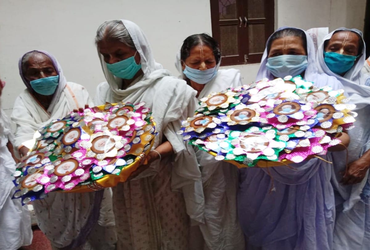 Vrindavan widows send rakhis to PM Narendra Modi on Raksha Bandhan