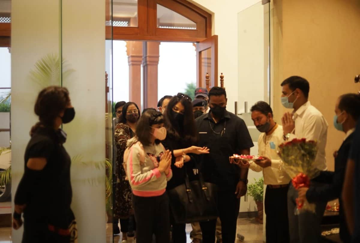 aishwarya rai bachchan reached Orchha with daughter aaradhya for maniratnam film Ponniyin Selvan