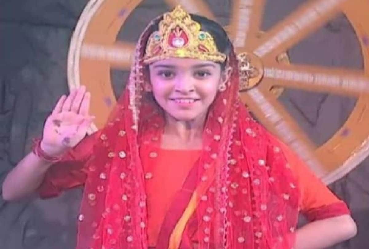Super dancer chapter 4 Shilpa impressed by Arshiya's dance performance she touched her feet and also perform kanjak pooja for Arshiya