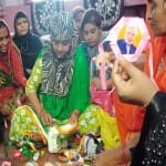 मुस्लिम महिलाओं ने बनाई मोदी-योगी राखी