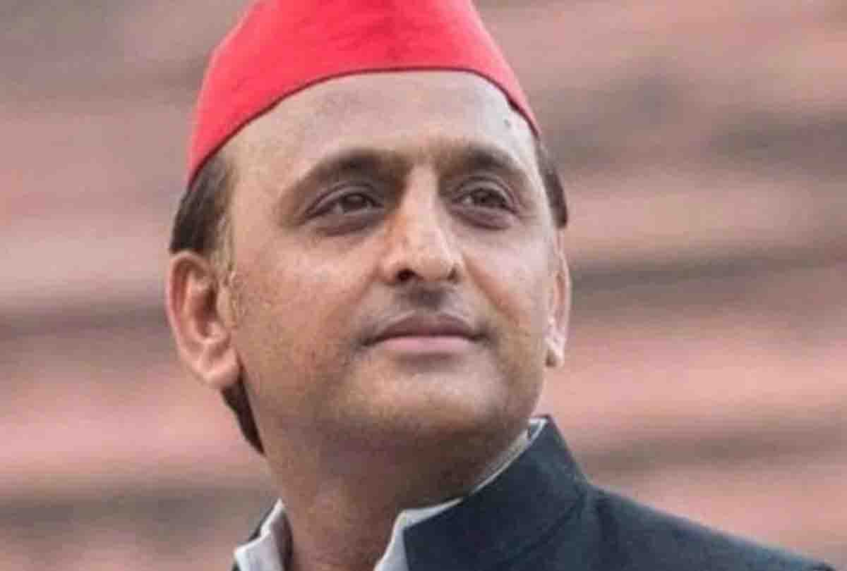 Akhilesh said that he will be honored if good work is done at the booth
