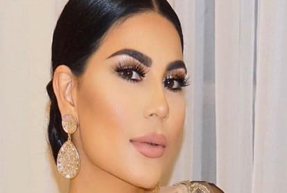 Afghanistan Pop star Aryna Saeed shared pictures says Joe Biden stop pakistan funding