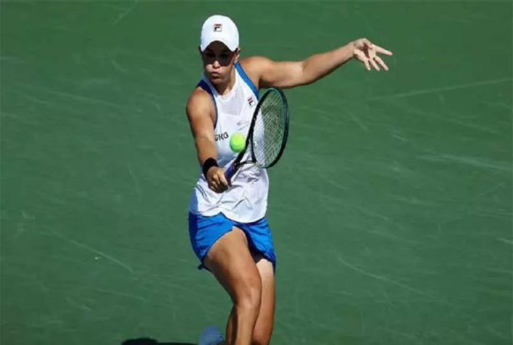 Ashleigh Barty beats Angelique Kerber to power into WTA Cincinnati final