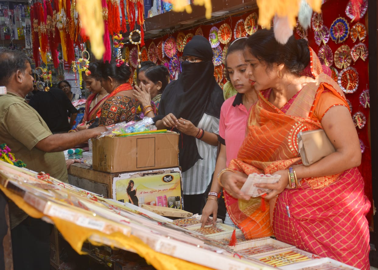 On the holy festival of Rakshabandhan, Rakshasutras will be tied to trees and plants.